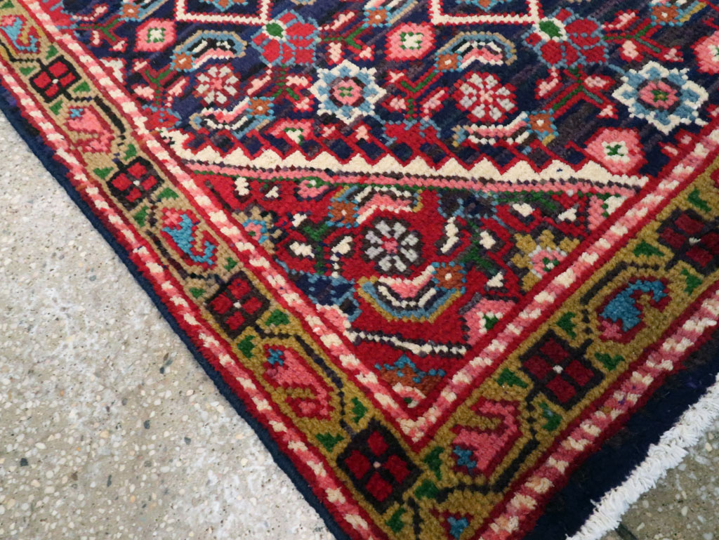Vintage Persian Mahal Runner, No.26130 - Gsblank