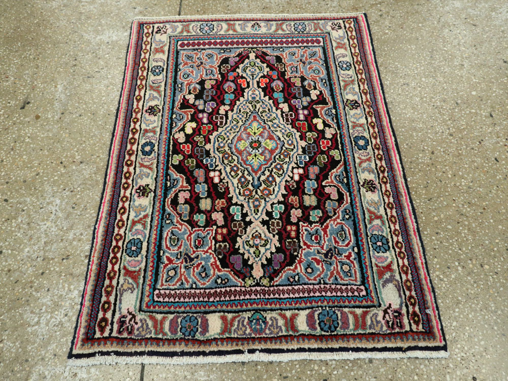 Vintage Persian Hamadan Rug, No.26133 - Gsblank