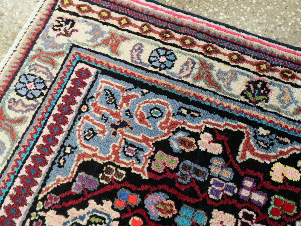 Vintage Persian Hamadan Rug, No.26133 - Gsblank