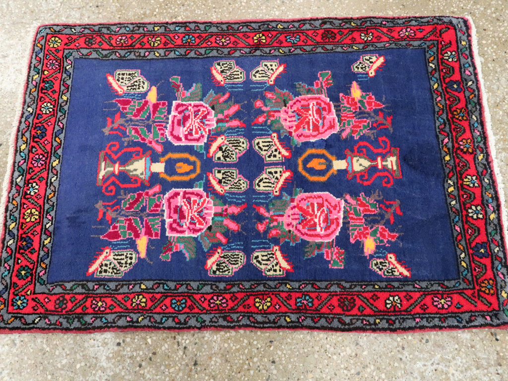 Vintage Persian Hamadan Throw Rug, No.26155 - Gsblank