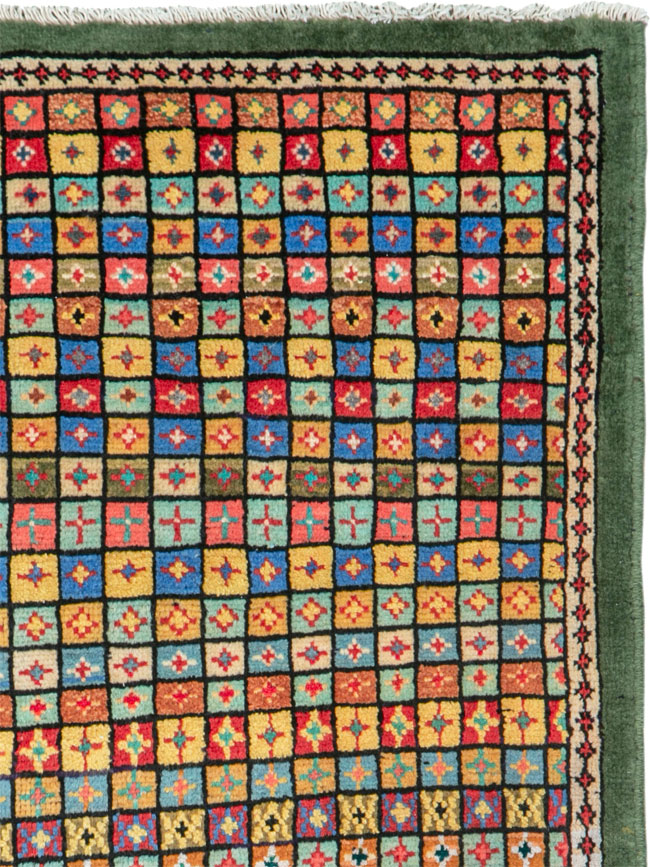 Vintage Persian Mahal Rug, No.26165 - Gsblank