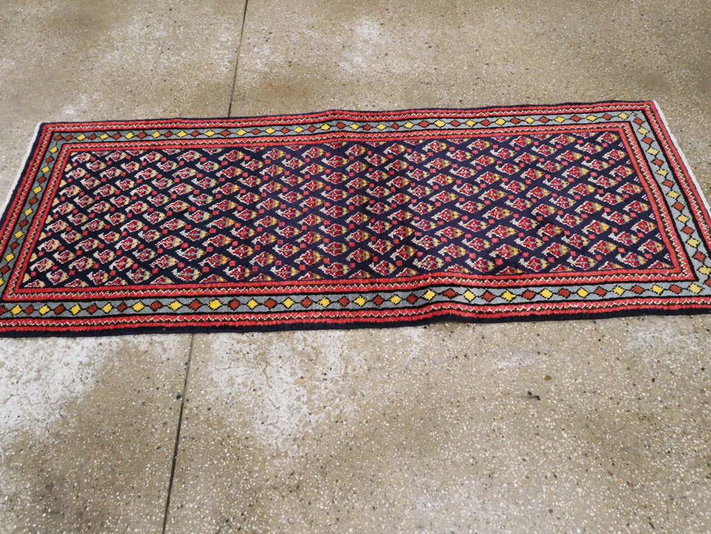 Vintage Persian Hamadan Throw Rug, No.26178 - Gsblank