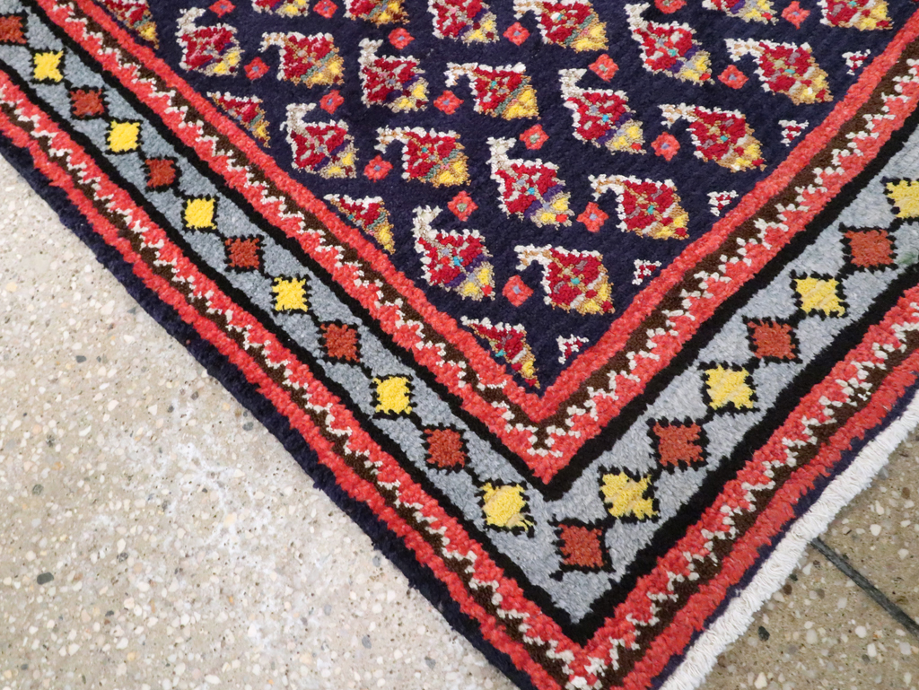 Vintage Persian Hamadan Throw Rug, No.26178 - Gsblank