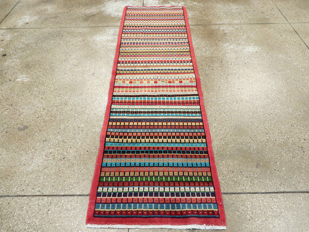 Vintage Persian Mahal Runner, No.26218 - Gsblank