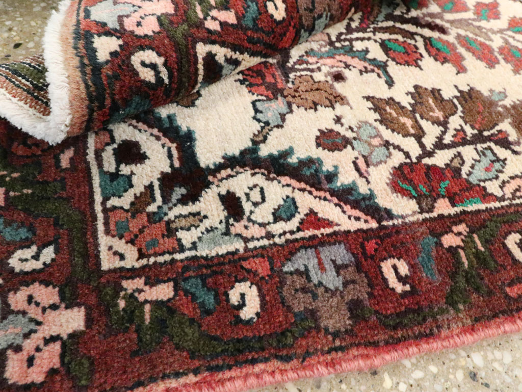 Vintage Persian Hamadan Pictorial Throw Rug, No.26220 - Gsblank