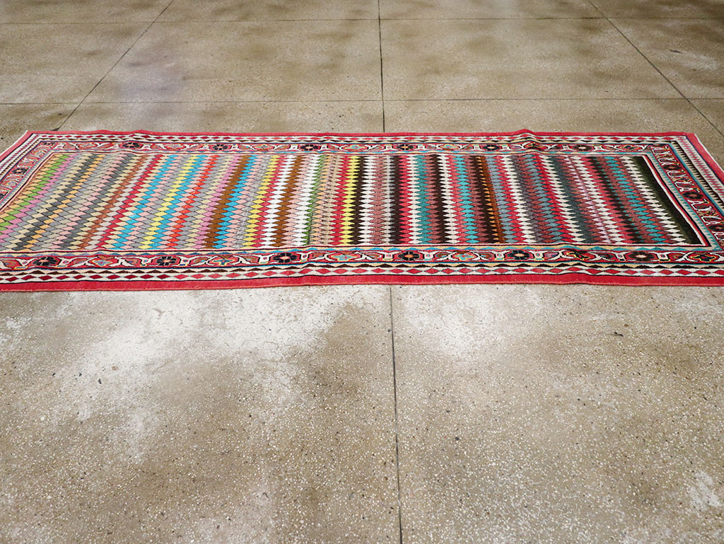 Vintage Persian Mahal Runner, No.26232 - Gsblank