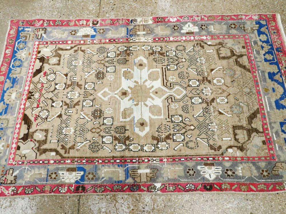 Vintage Persian Hamadan Rug, No.26233 - Gsblank