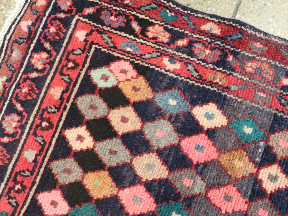 Vintage Persian Hamadan Rug, No.26261 - Gsblank