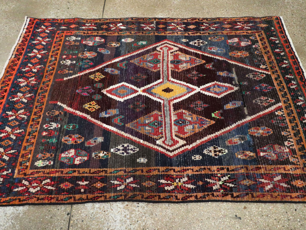 Vintage Persian Gabbeh Accent Rug, No.26269 - Gsblank