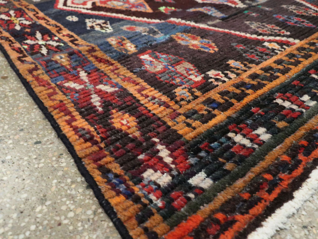 Vintage Persian Gabbeh Accent Rug, No.26269 - Gsblank