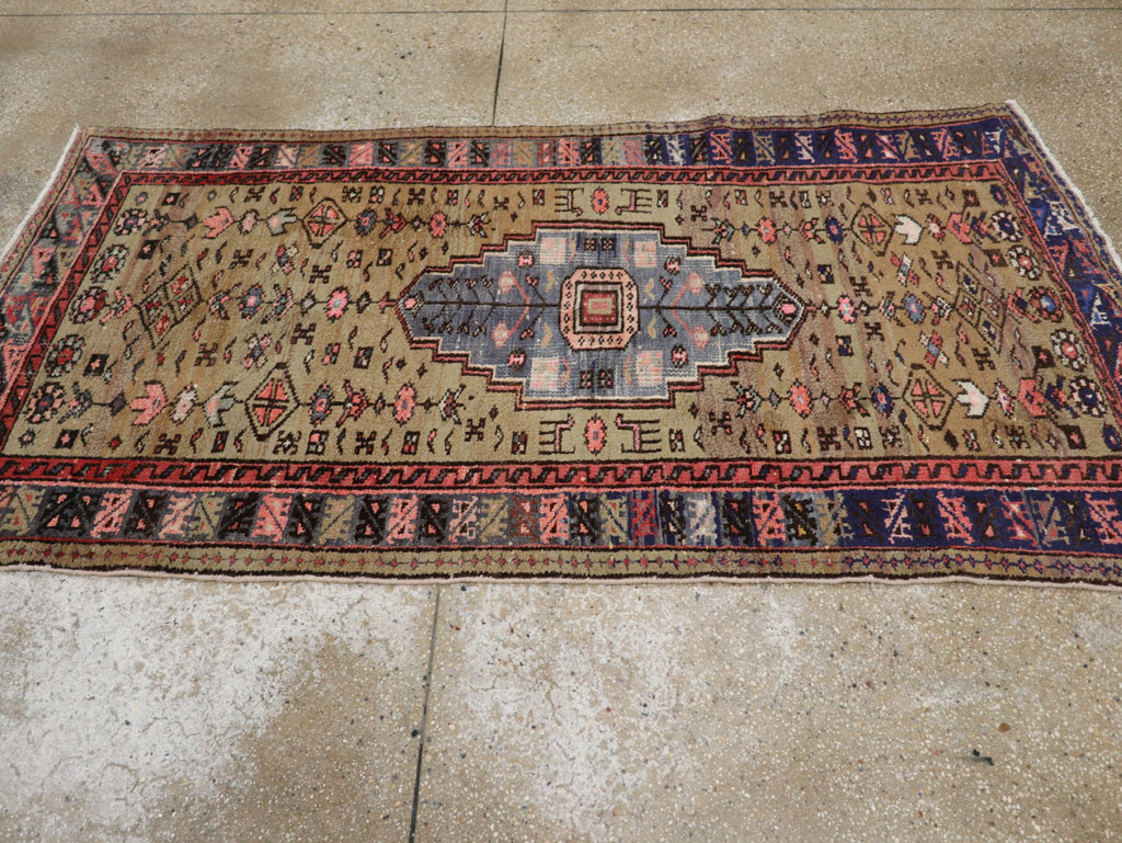 Vintage Persian Hamadan Rug, No.26284 - Gsblank