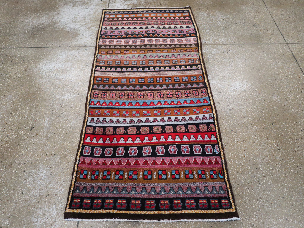 Vintage Persian Gabbeh Rug, No.26286 - Gsblank
