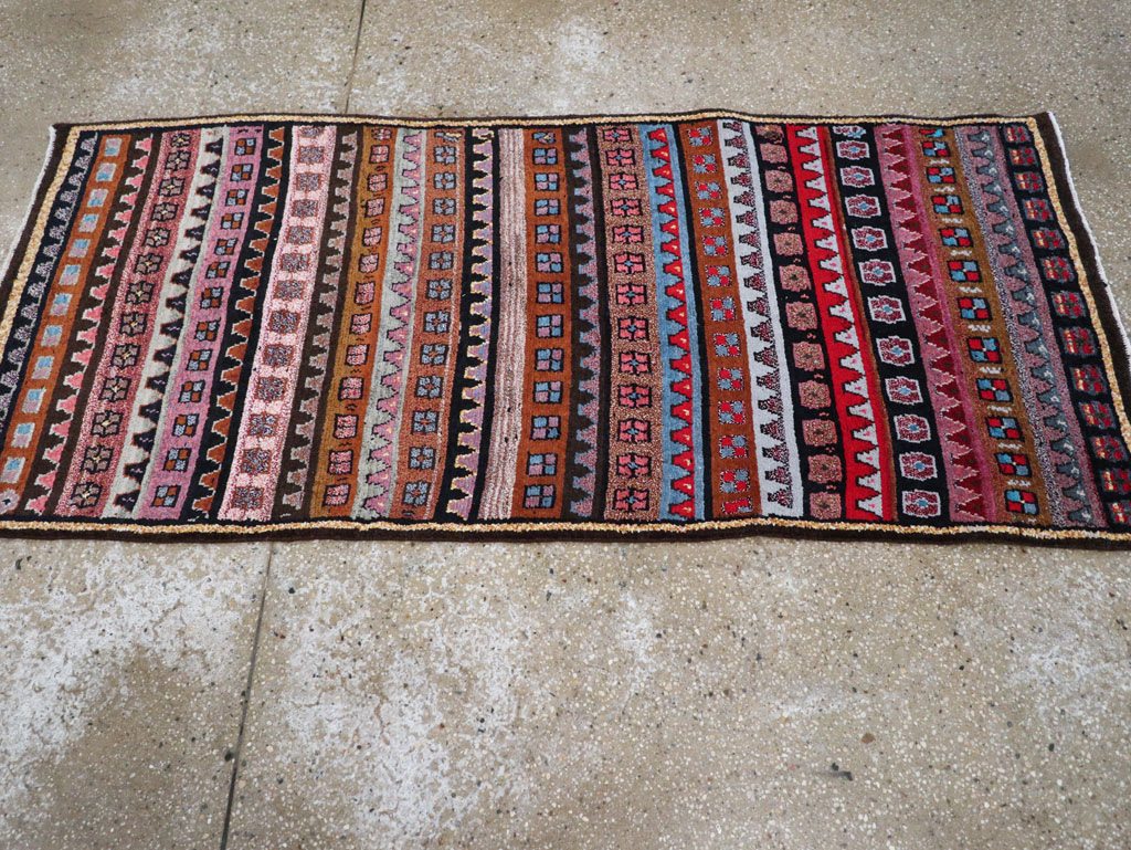 Vintage Persian Gabbeh Rug, No.26286 - Gsblank