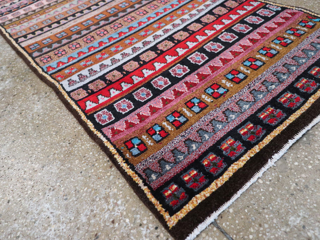 Vintage Persian Gabbeh Rug, No.26286 - Gsblank