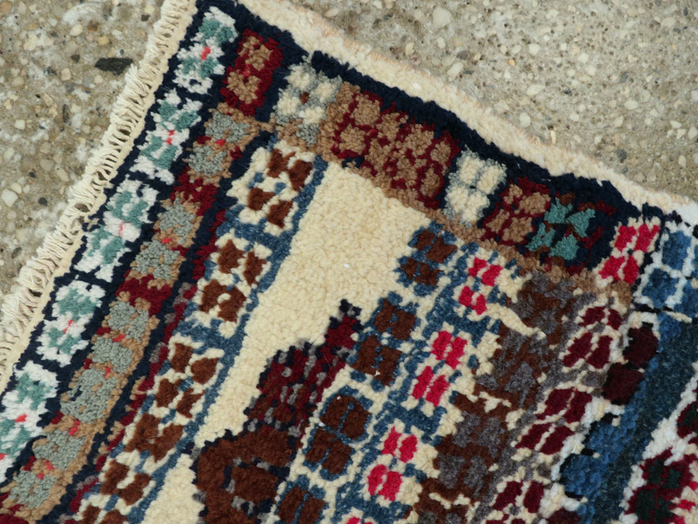 Vintage Persian Mahal Rug, No.26291 - Gsblank