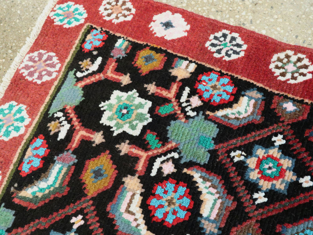 Vintage Persian Mahal Rug, No.26293 - Gsblank