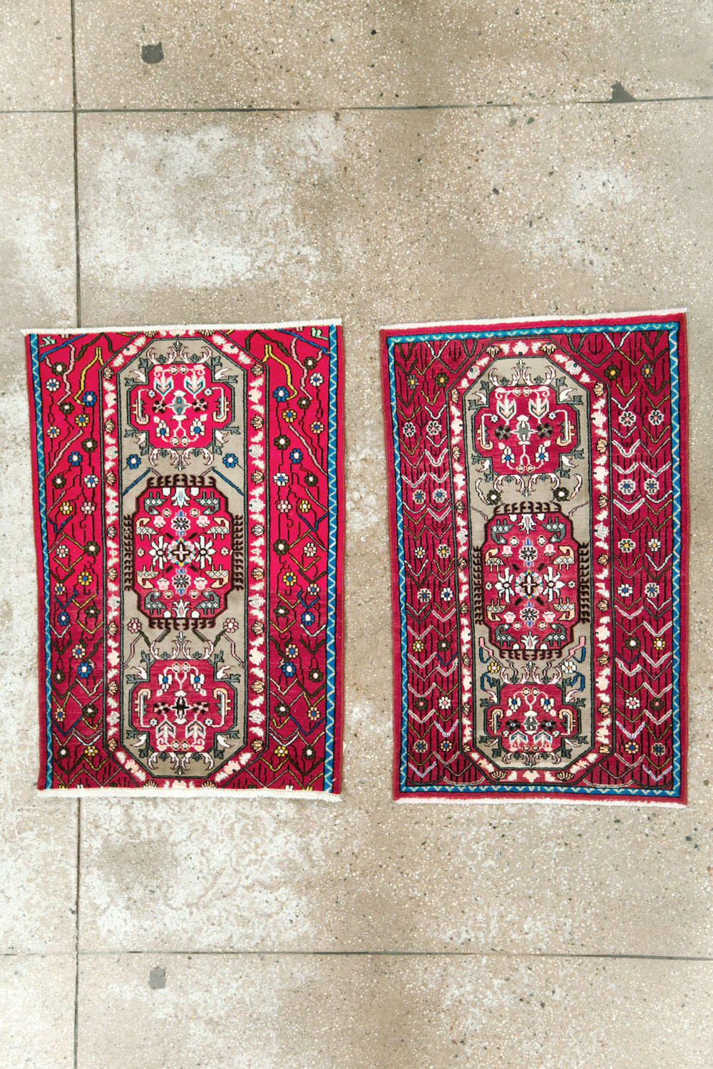 Vintage Persian Tabriz Throw Rug (Pair: 1 of 2), No.26315 - Gsblank