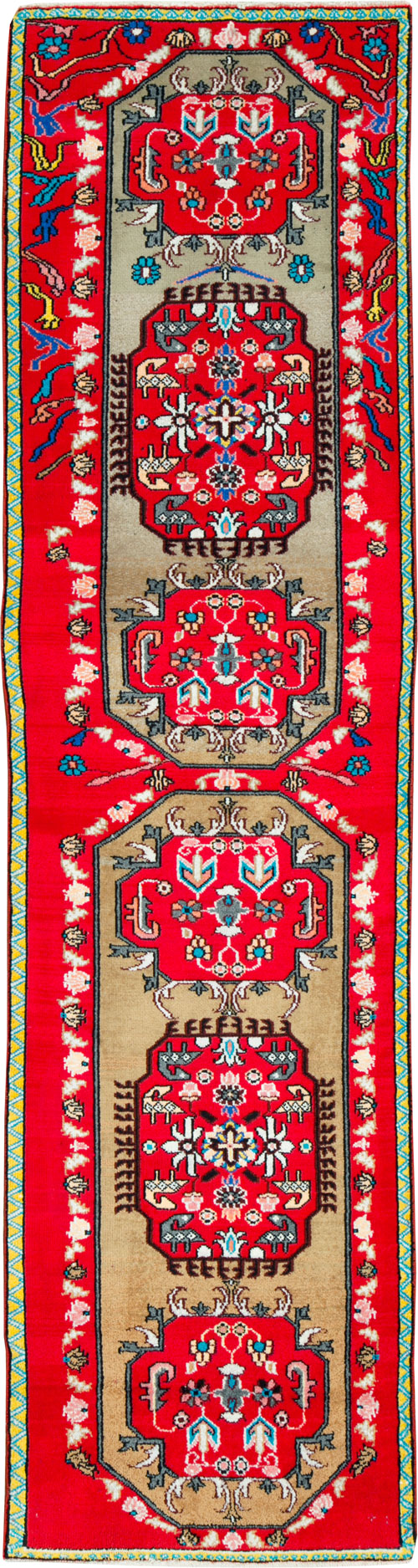 Vintage Persian Mahal Small Runner, No.26317 - Gsblank
