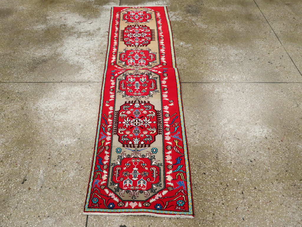 Vintage Persian Mahal Small Runner, No.26317 - Gsblank