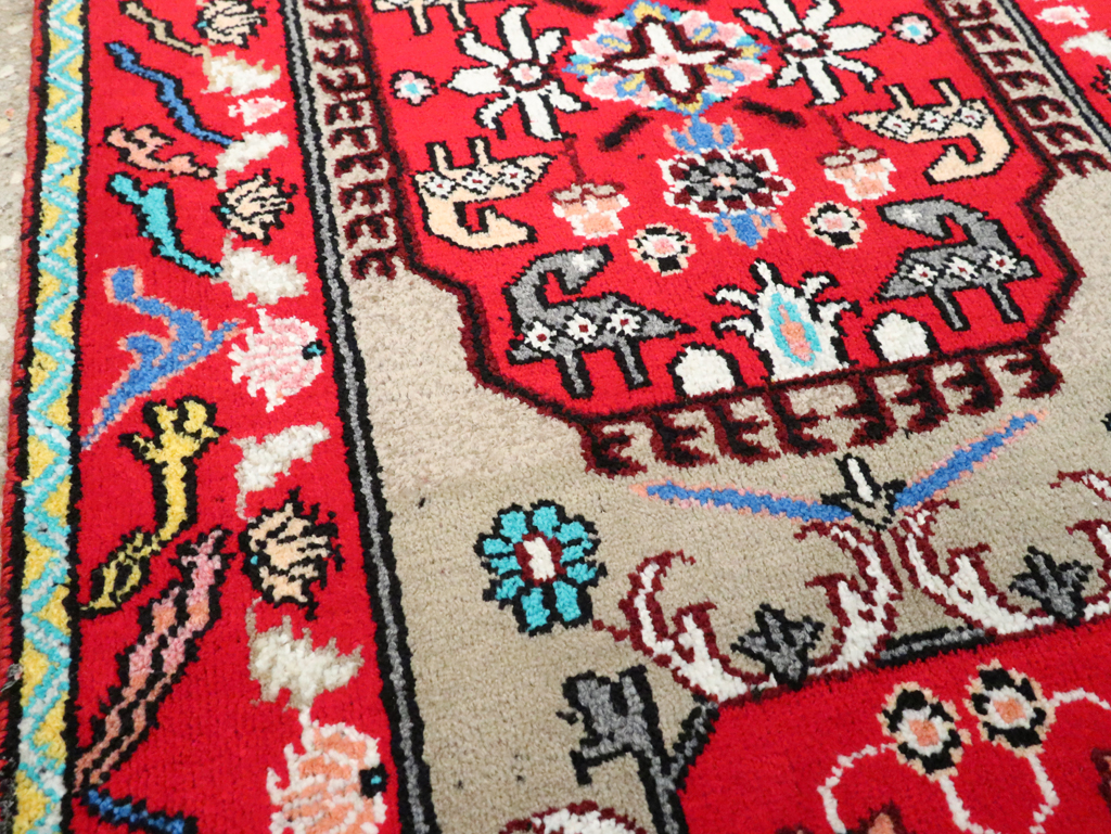Vintage Persian Mahal Small Runner, No.26317 - Gsblank