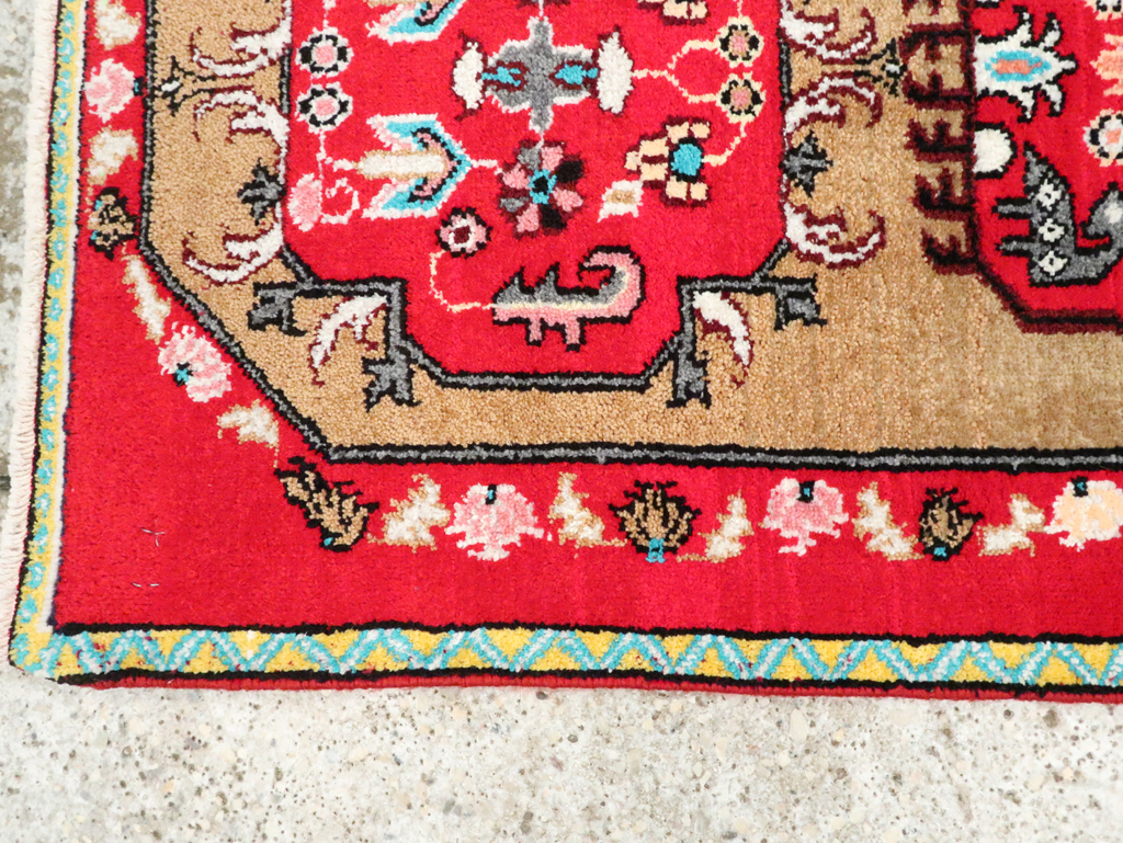 Vintage Persian Mahal Small Runner, No.26317 - Gsblank