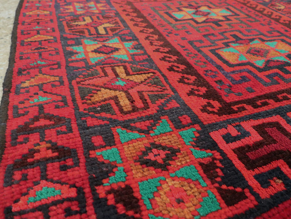 Vintage Persian Baluch  Square Rug, No.26319 - Gsblank