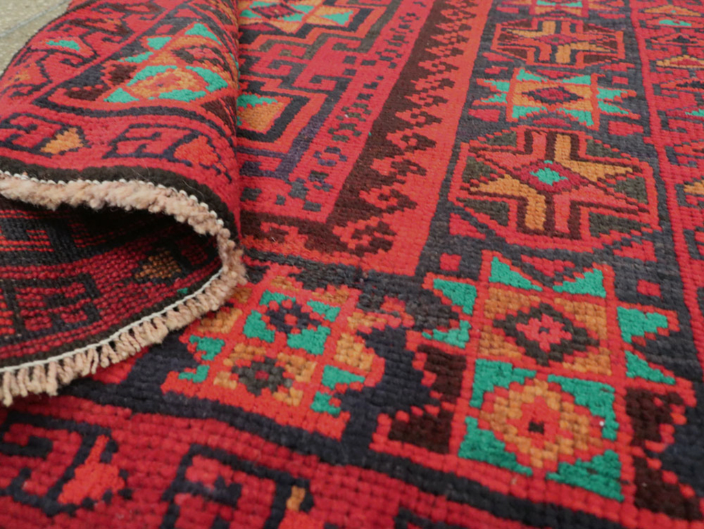 Vintage Persian Baluch  Square Rug, No.26319 - Gsblank