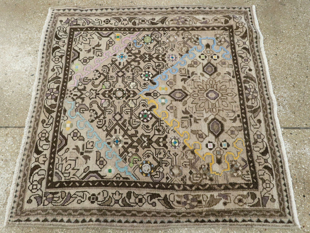 Vintage Persian Malayer Square Rug, No.26320 - Gsblank