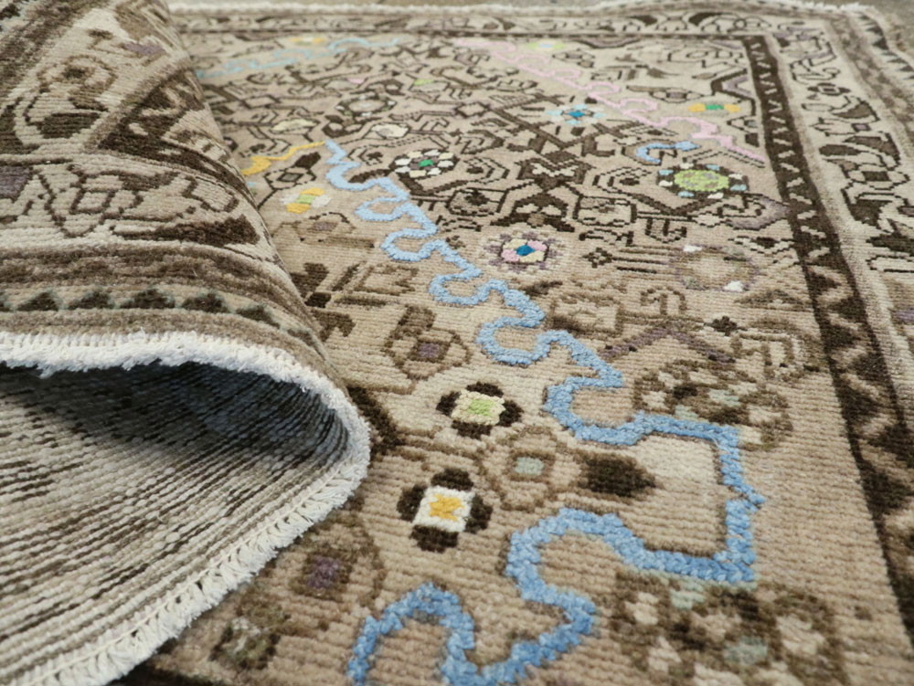 Vintage Persian Malayer Square Rug, No.26320 - Gsblank