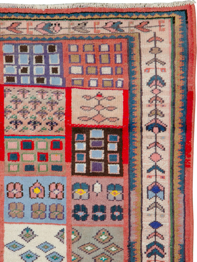 Vintage Persian Mahal Rug, No.26339 - Gsblank
