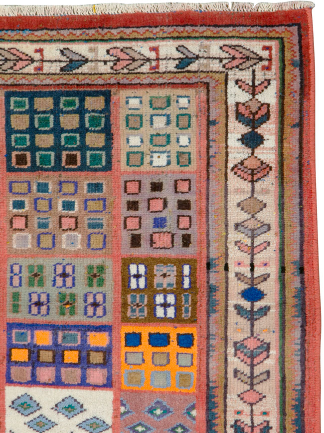 Vintage Persian Mahal Rug, No.26339 - Gsblank