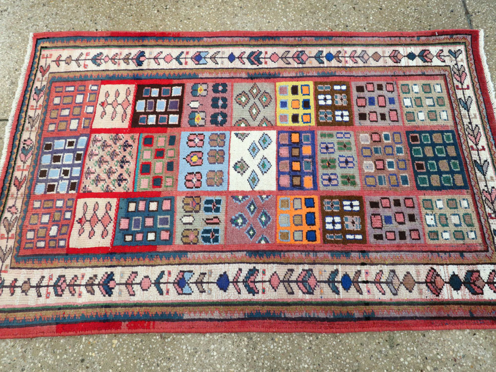 Vintage Persian Mahal Rug, No.26339 - Gsblank