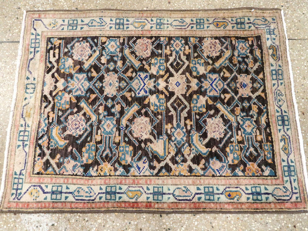 Vintage Persian Tabriz Rug, No.26346 - Gsblank