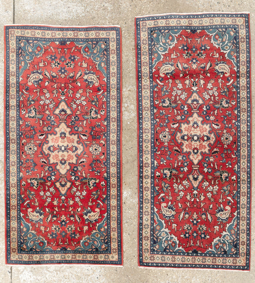 Vintage Persian Tabriz Throw Rug (Pair: 2 of 2), No.26348 - Gsblank