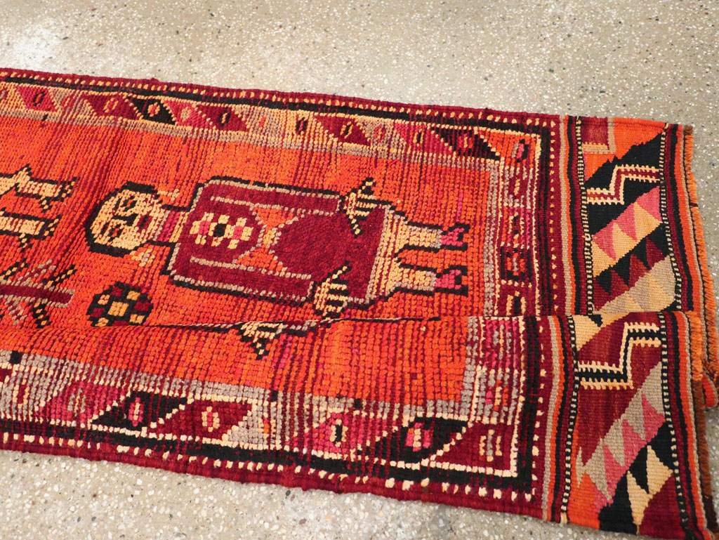 Vintage Anatolian Pictorial Runner, No.26447 - Gsblank