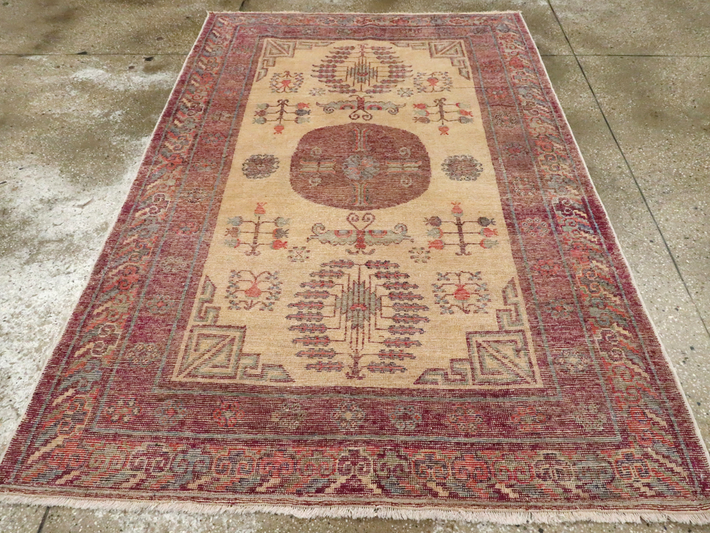 Antique East Turkestan Khotan Rug, No.26484 - Gsblank