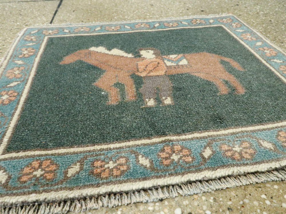 Vintage Turkish Anatolian Pictorial Rug, No.26497 - Gsblank