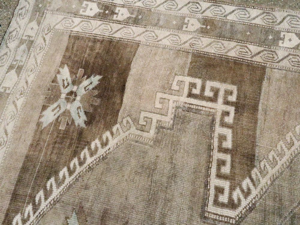 Vintage Turkish Anatolian Carpet, No.26501 - Gsblank