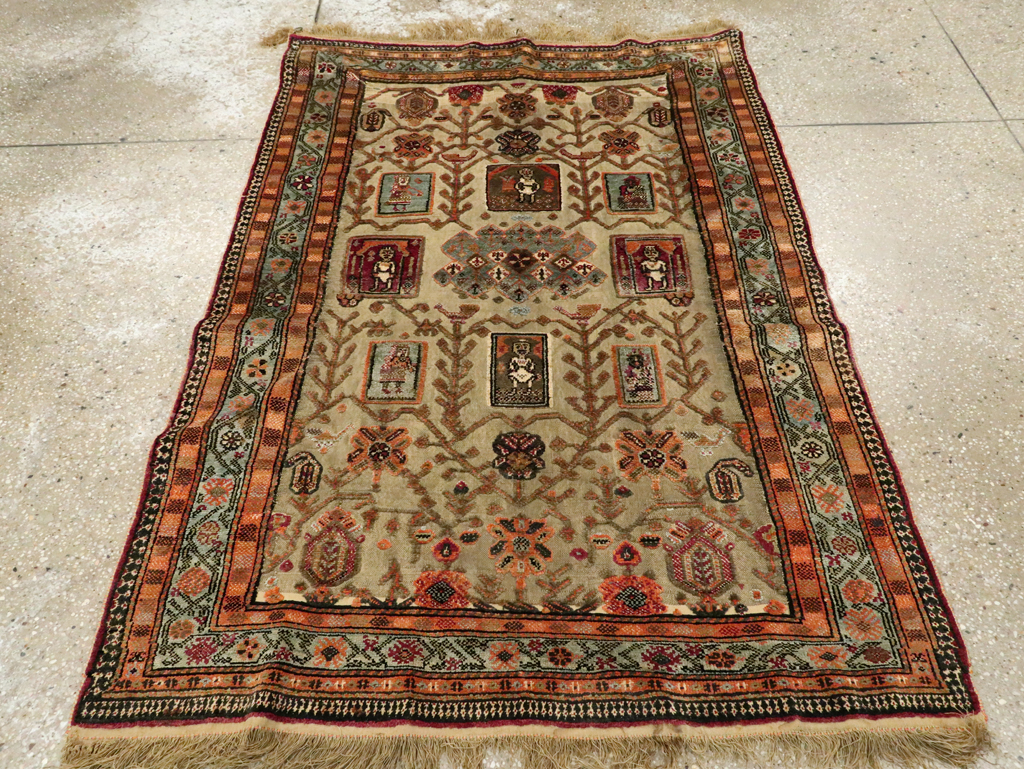 Silk Antique Persian Shiraz Pictorial Souf Throw Rug, No.26503 - Gsblank