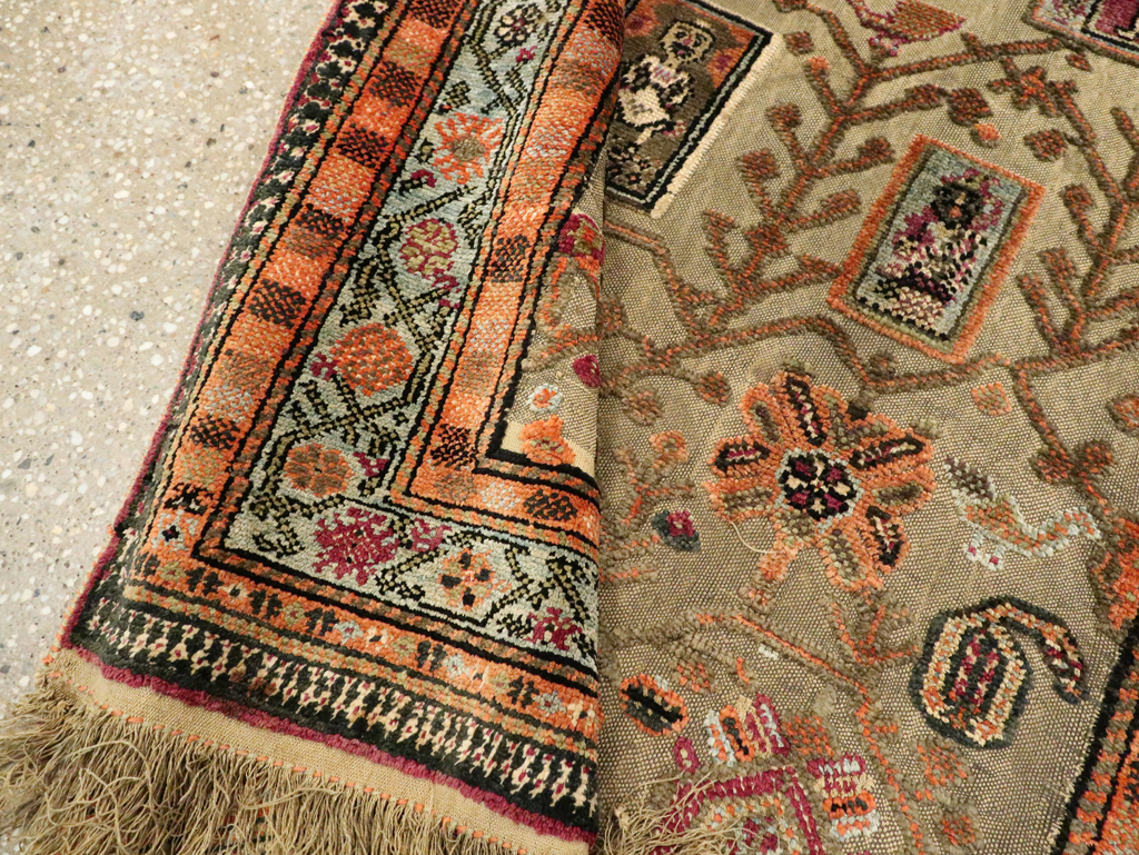 Silk Antique Persian Shiraz Pictorial Souf Throw Rug, No.26503 - Gsblank