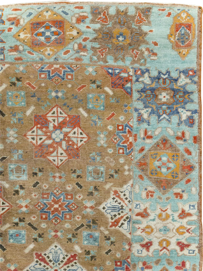 Vintage Turkish Anatolian Accent Carpet, No.26518 - Gsblank