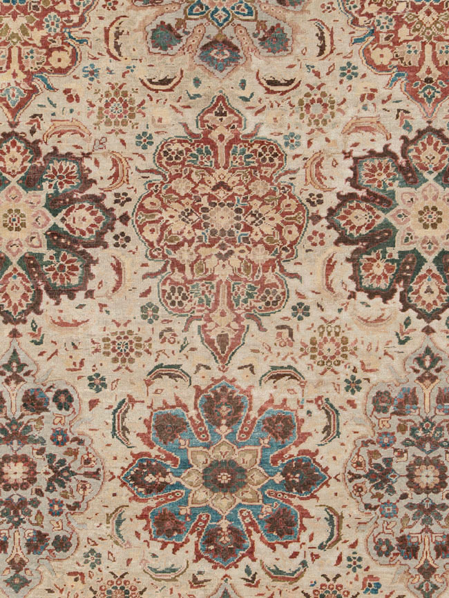 Antique Persian Sultanabad Carpet, No.26536 - Gsblank