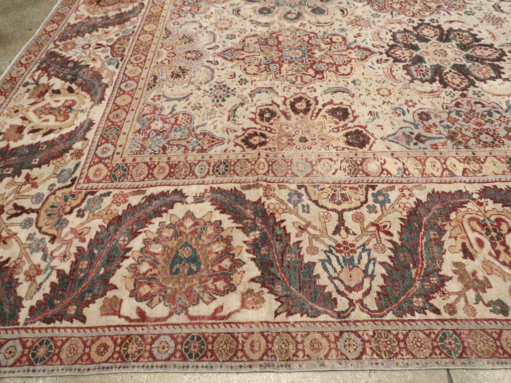 Antique Persian Sultanabad Carpet, No.26536 - Gsblank