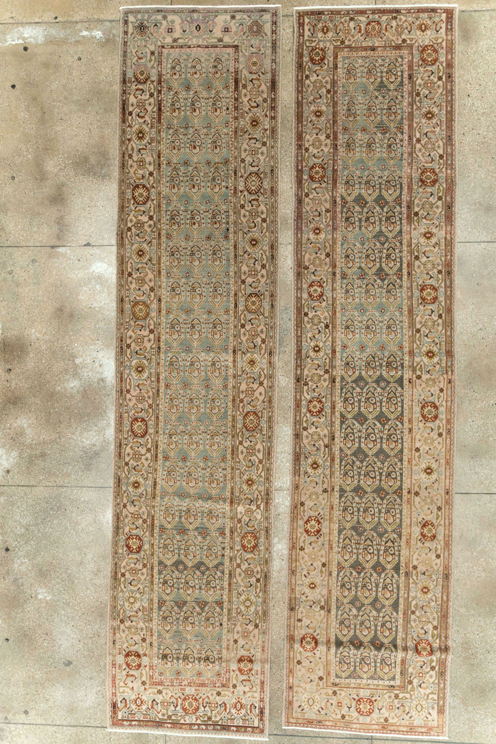 Antique Persian Malayer Runner (Pair: 1 of 2), No.26545 - Gsblank