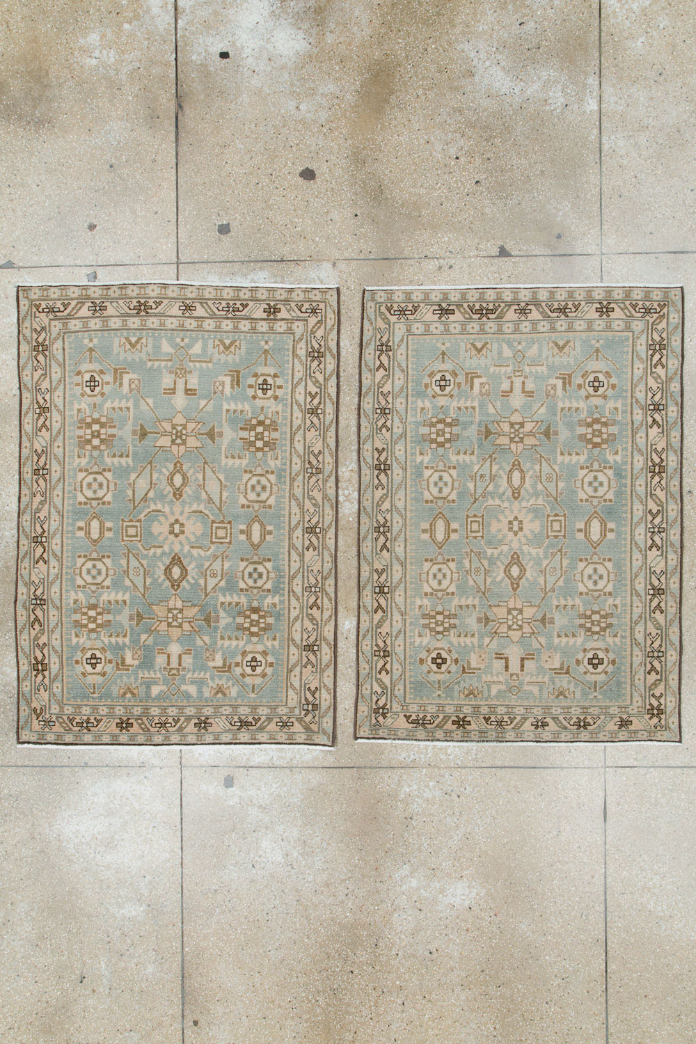 Vintage Persian Malayer Throw Rug (Pair: 1 of 2), No.26584 - Gsblank