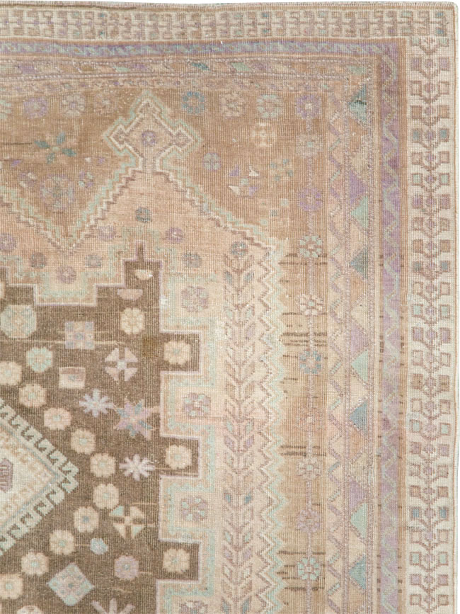 Vintage Persian Afshar Accent Rug, No.26599 - Gsblank