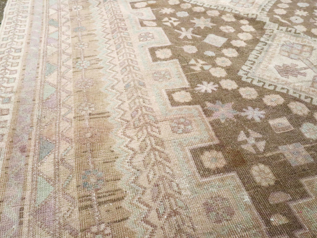 Vintage Persian Afshar Accent Rug, No.26599 - Gsblank