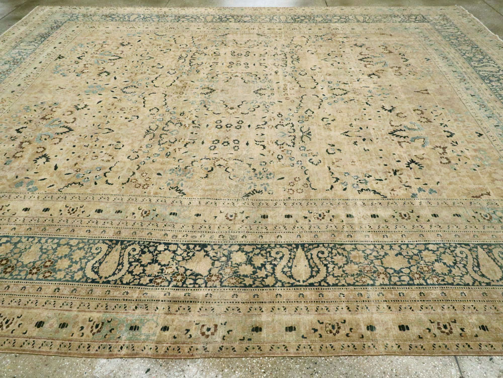 Antique Persian Mashad Carpet, No.26605 - Gsblank