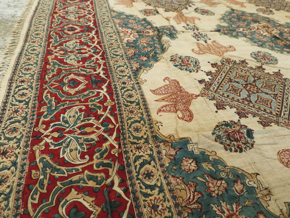 Vintage Persian Isfahan Ghalamkari Square Textile, No.26618 - Gsblank