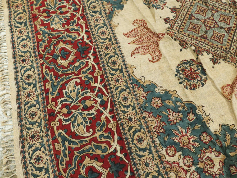 Vintage Persian Isfahan Ghalamkari Square Textile, No.26618 - Gsblank